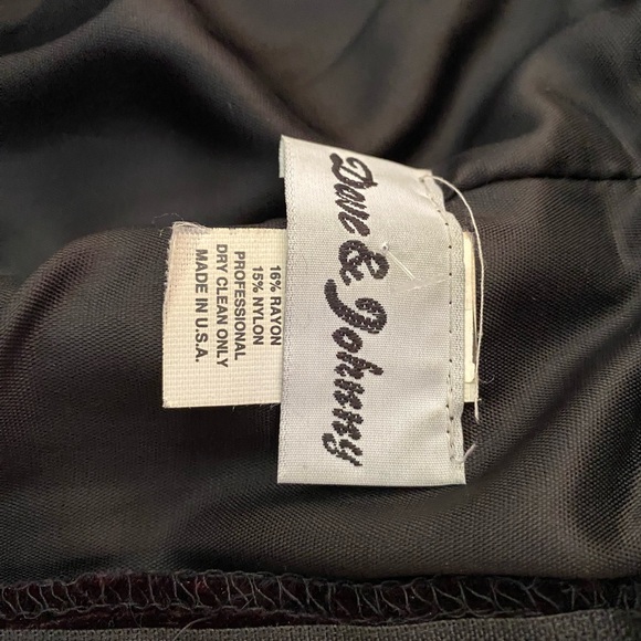 Vintage Velvet Gothic Gown with Feather Neckline - Picture 11 of 13